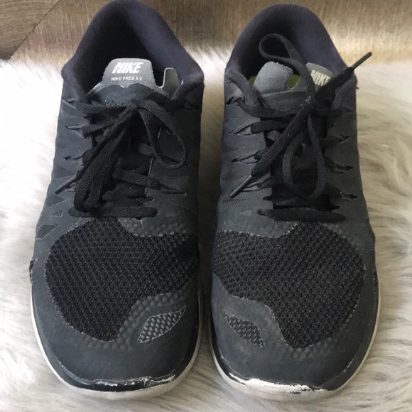 Nike’s tennis shoes - Picture 1 of 2